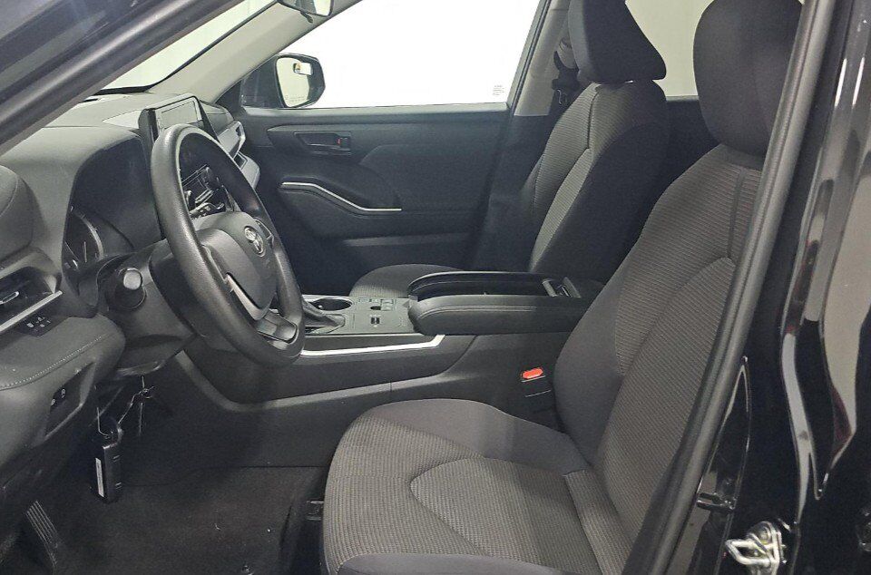 2023 Toyota Highlander L Stafford VA