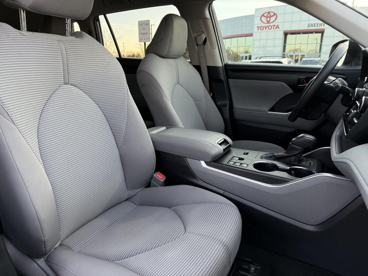 2023 Toyota Highlander L Stafford VA