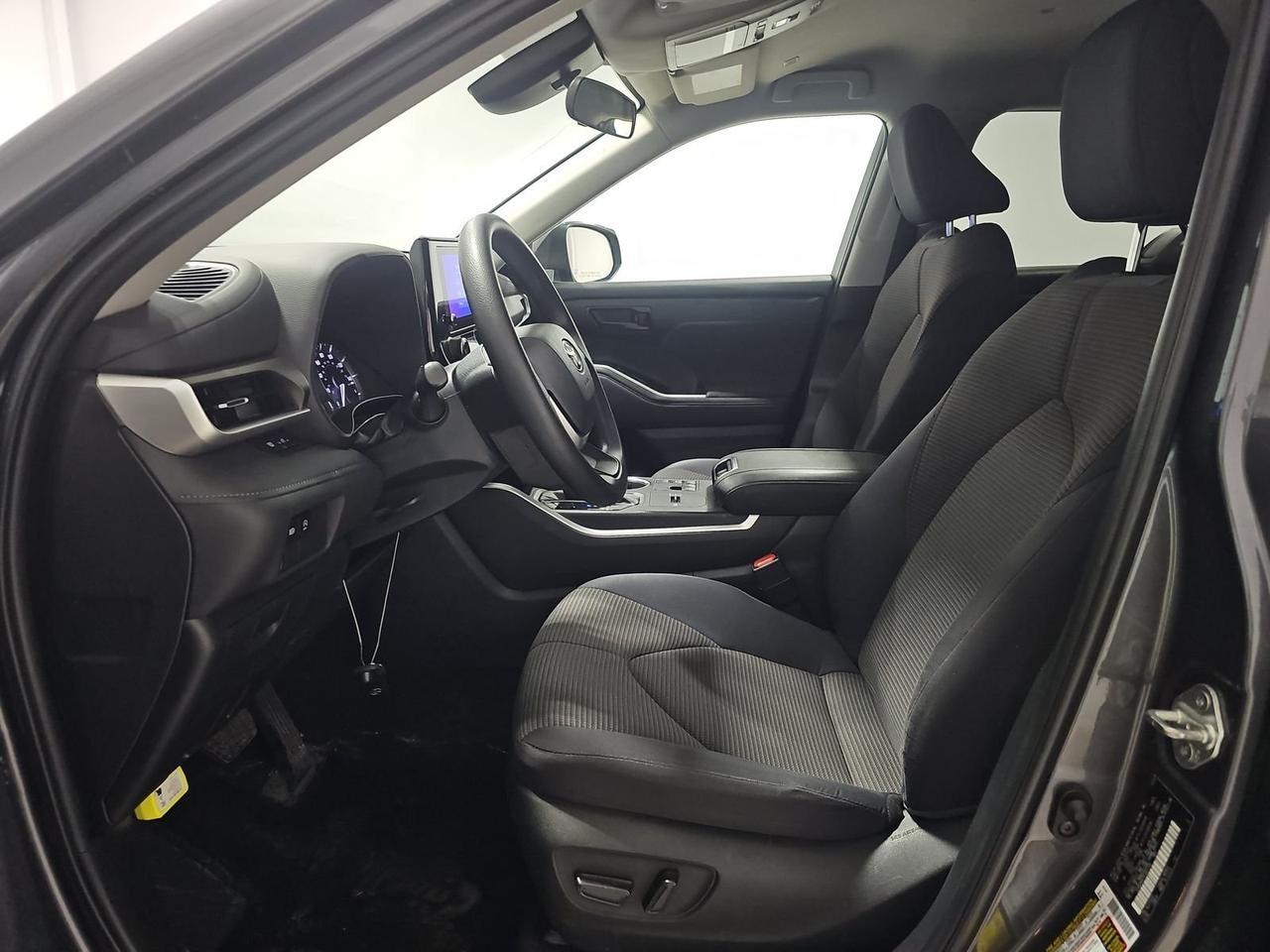 2023 Toyota Highlander L Stafford VA