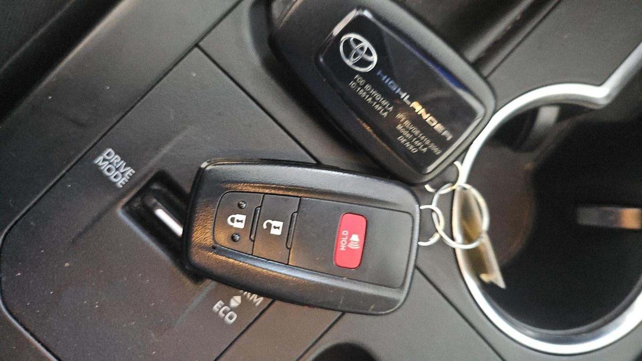 2023 Toyota Highlander L Stafford VA