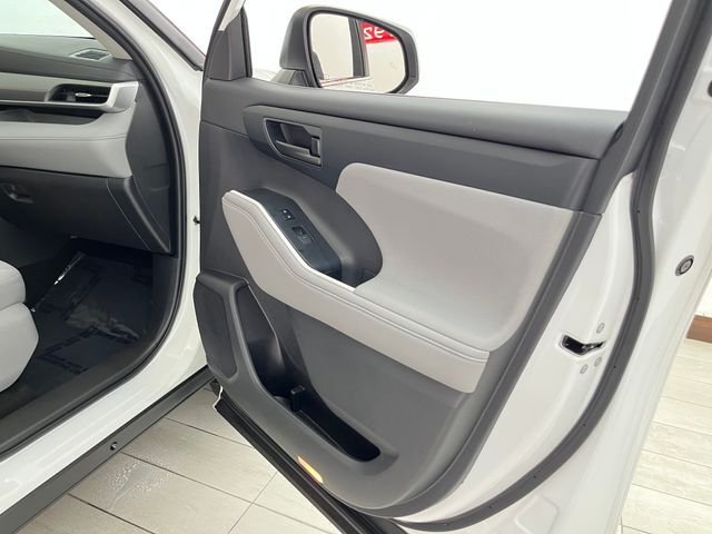 2023 Toyota Highlander LE Carrollton TX