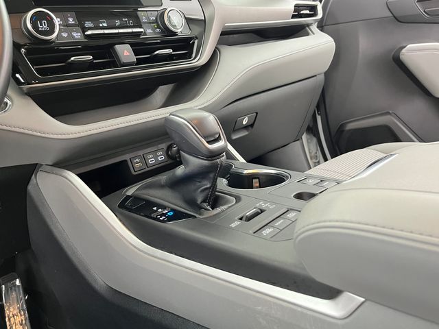 2023 Toyota Highlander LE Carrollton TX