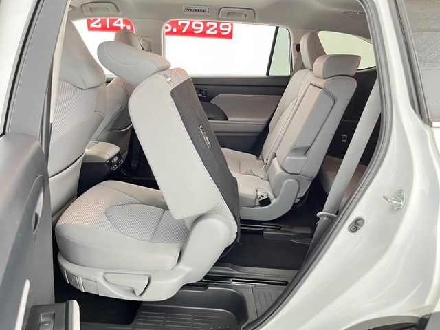 2023 Toyota Highlander LE Carrollton TX