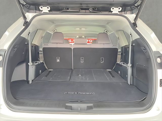 2023 Toyota Highlander LE Carrollton TX