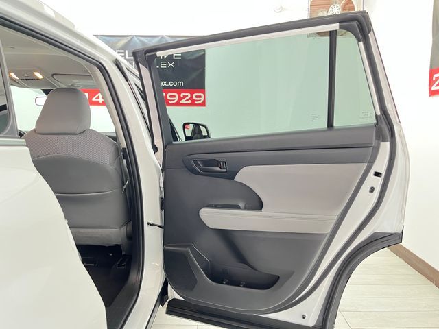 2023 Toyota Highlander LE Carrollton TX
