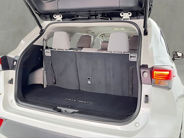 2023 Toyota Highlander LE Carrollton TX