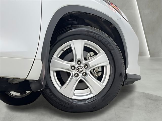 2023 Toyota Highlander LE Carrollton TX