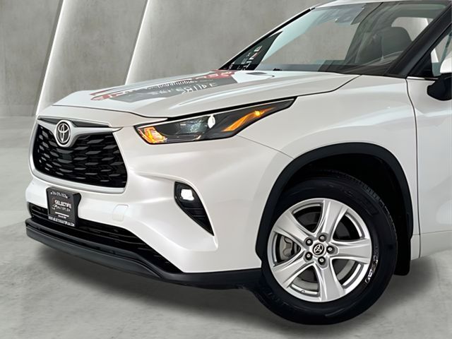 2023 Toyota Highlander LE Carrollton TX
