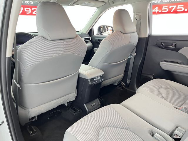 2023 Toyota Highlander LE Carrollton TX