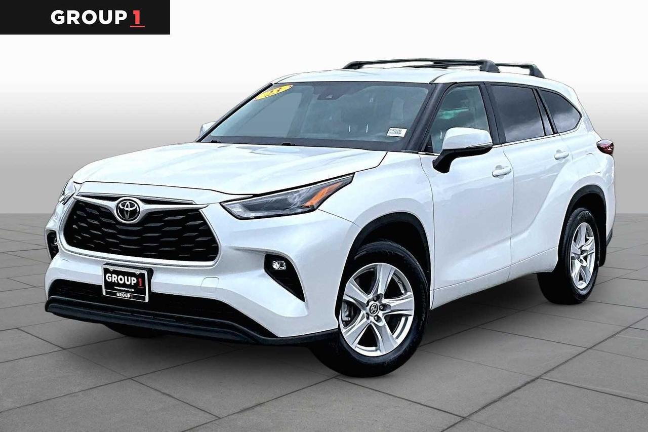 2023 Toyota Highlander LE
