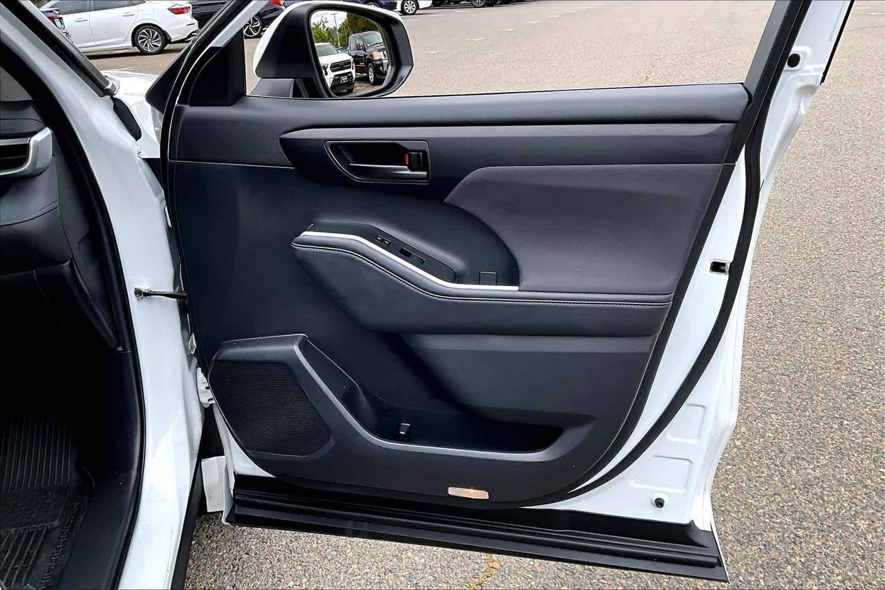 2023 Toyota Highlander LE Folsom CA