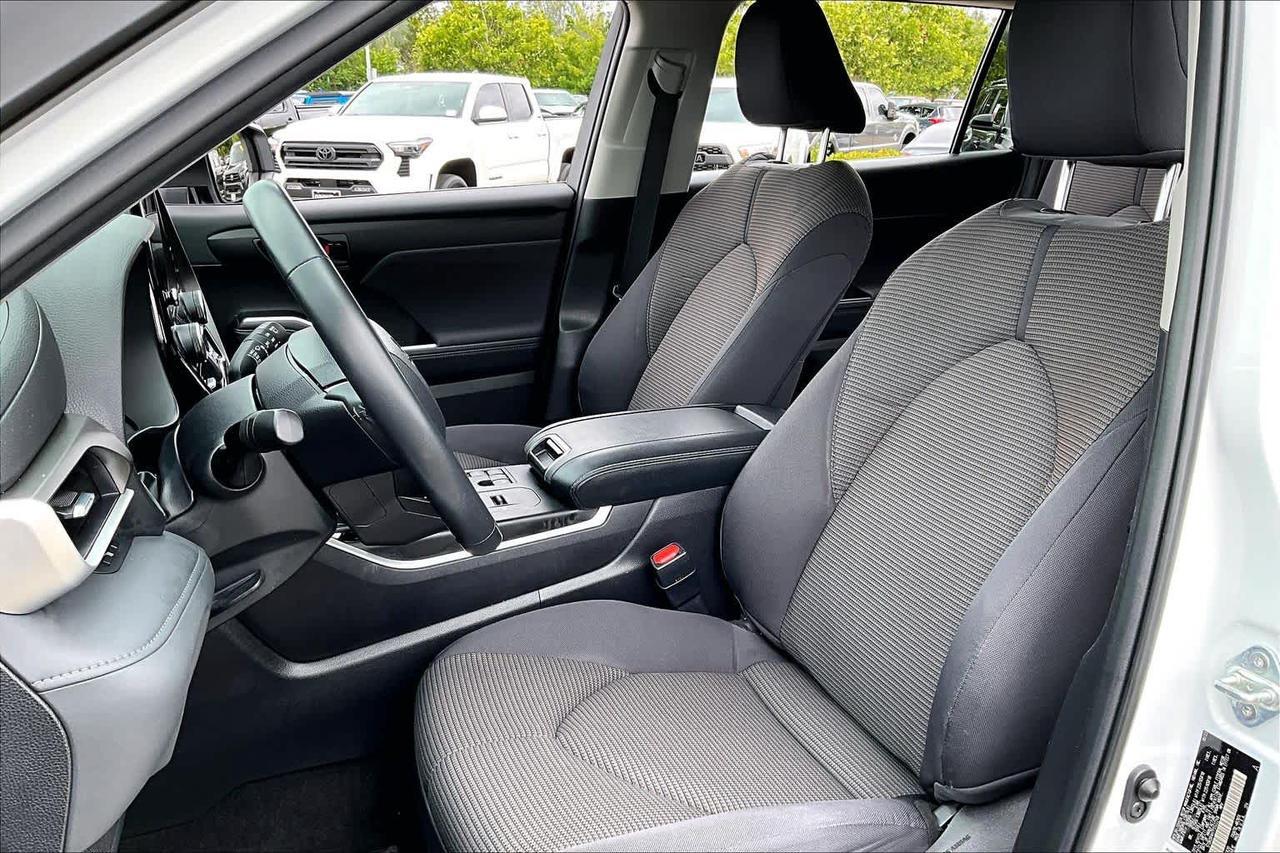2023 Toyota Highlander LE Folsom CA