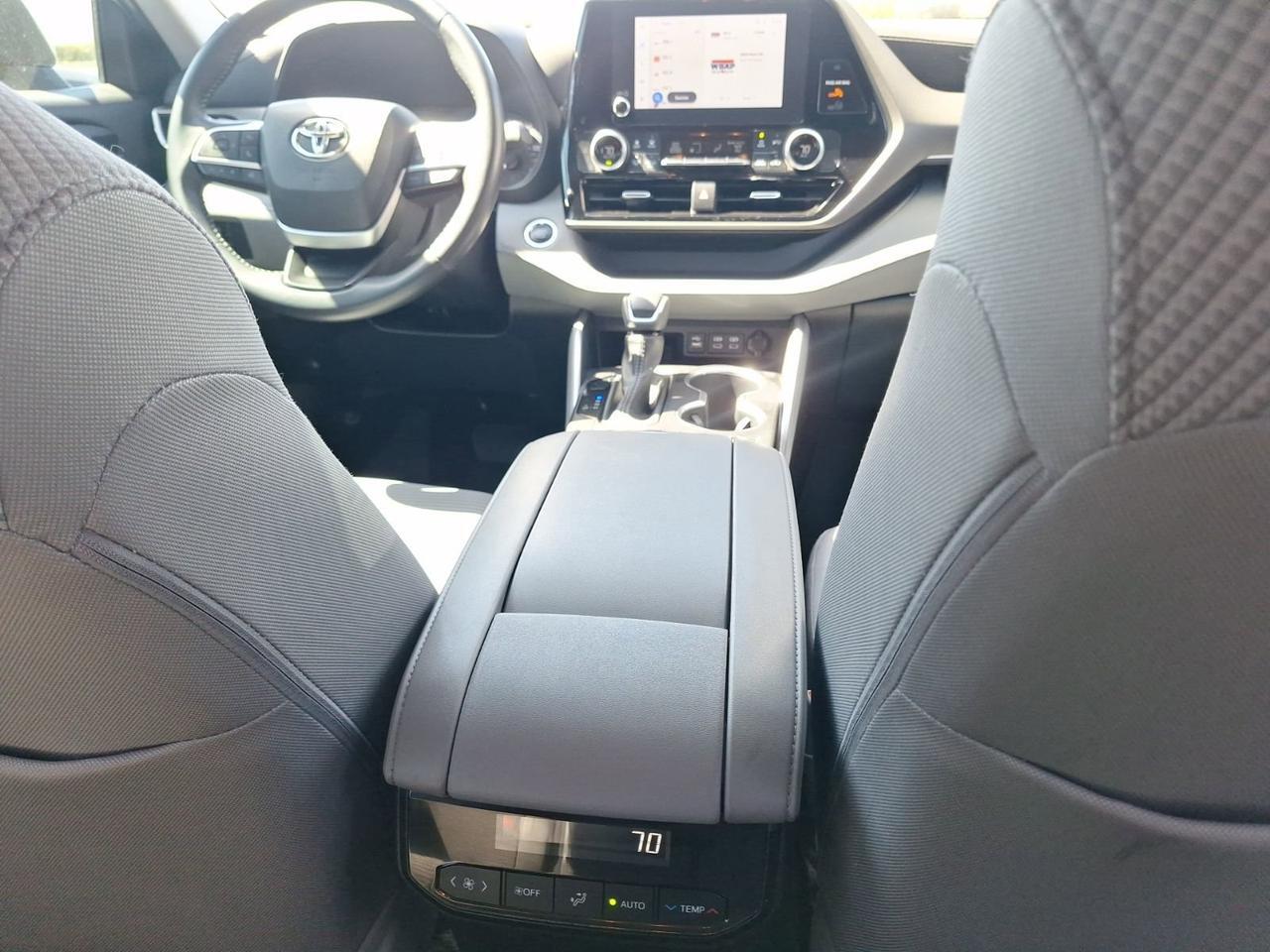 2023 Toyota Highlander LE Hurst TX