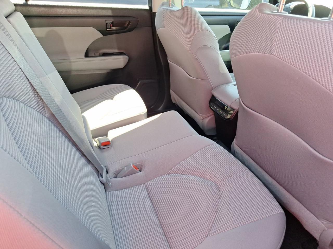 2023 Toyota Highlander LE Hurst TX