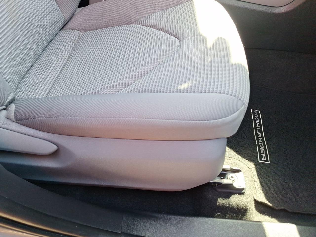 2023 Toyota Highlander LE Hurst TX