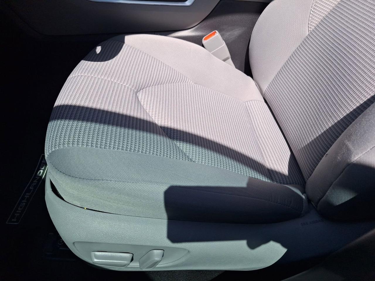 2023 Toyota Highlander LE Hurst TX