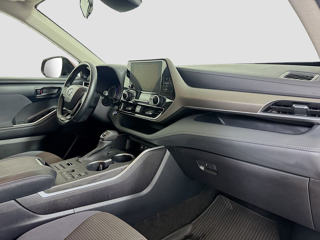 2023 Toyota Highlander LE Kennewick WA