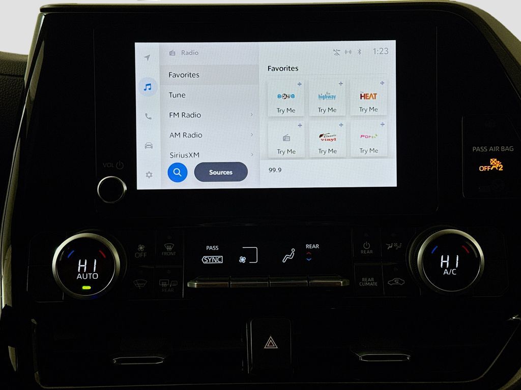 2023 Toyota Highlander LE Kennewick WA