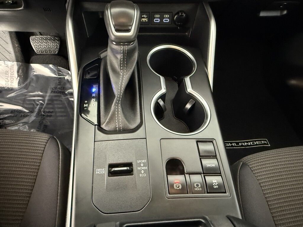 2023 Toyota Highlander LE Maumee OH
