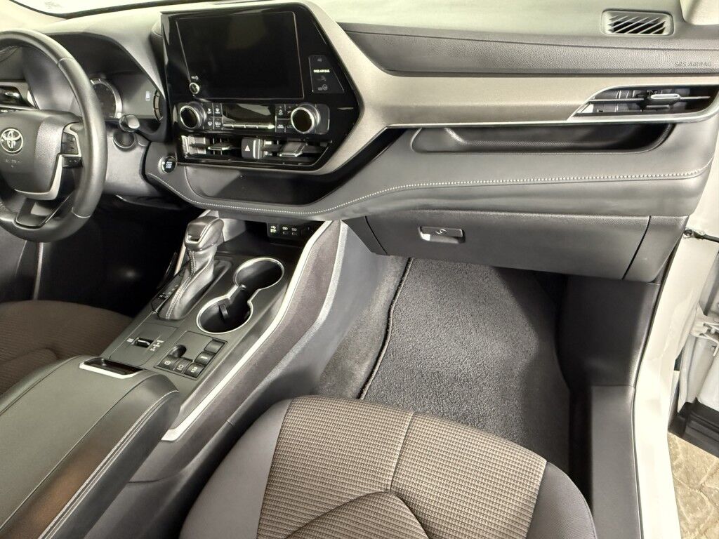 2023 Toyota Highlander LE Maumee OH