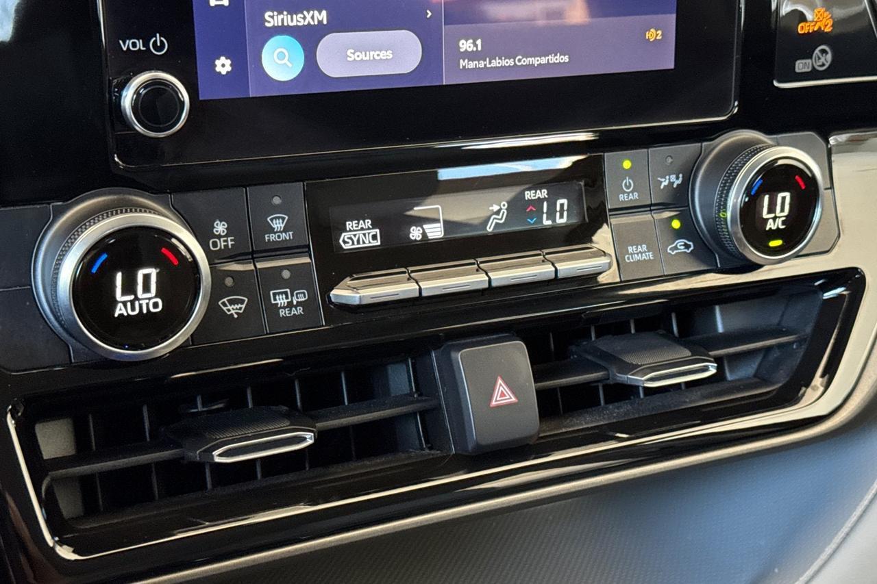 2023 Toyota Highlander LE Roseville CA