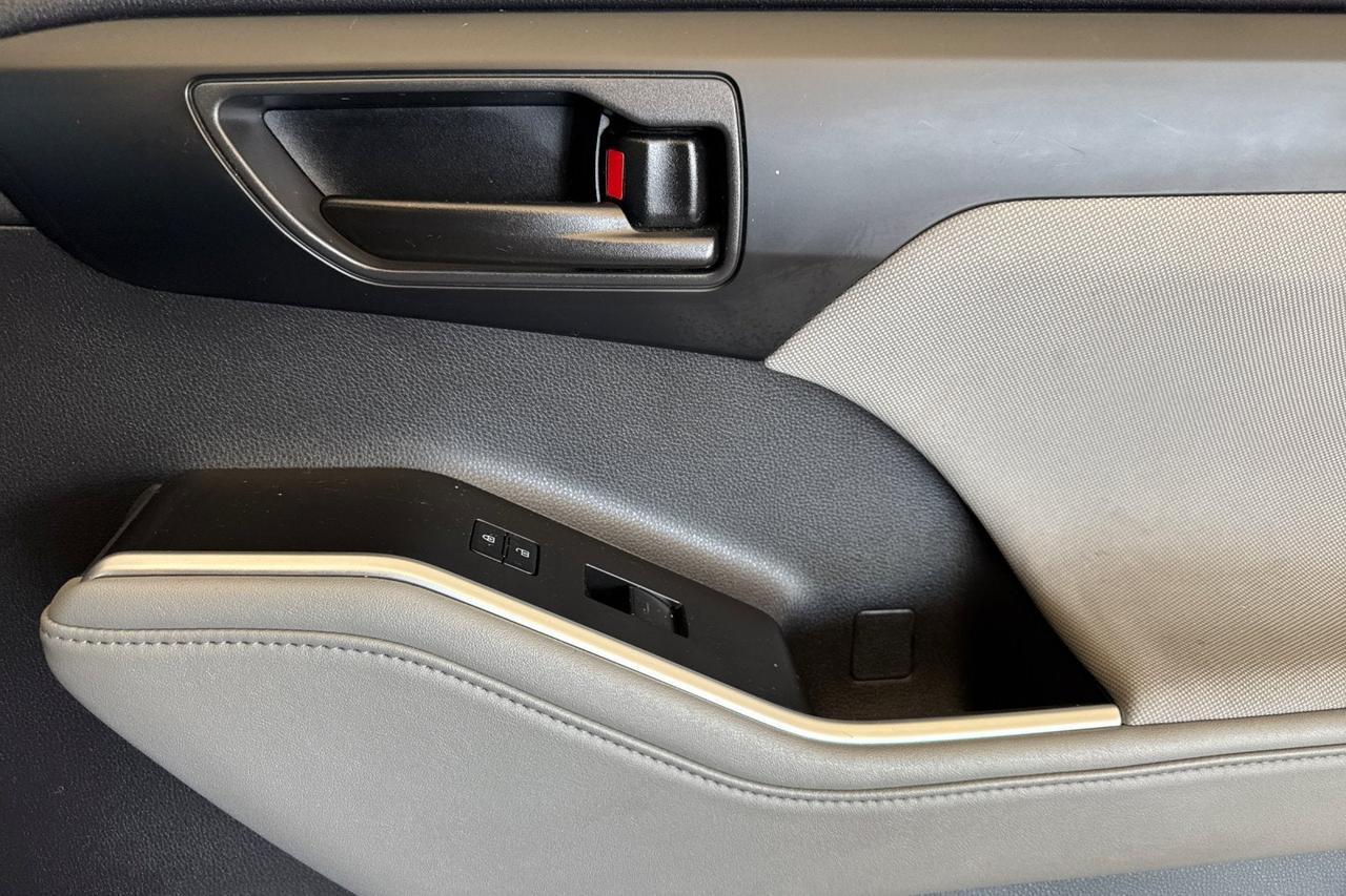 2023 Toyota Highlander LE Roseville CA