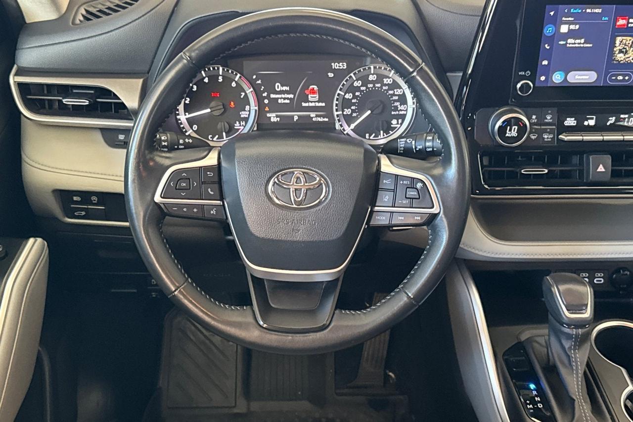 2023 Toyota Highlander LE Roseville CA