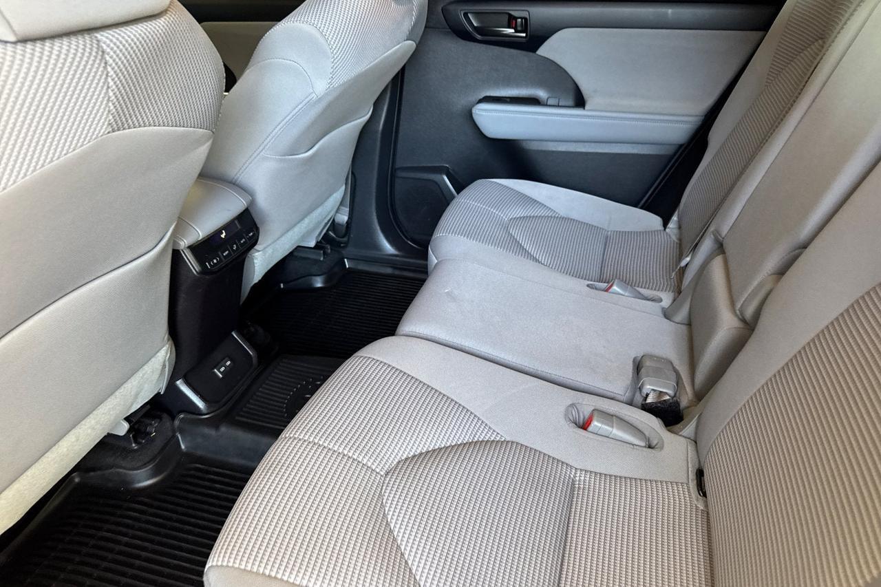 2023 Toyota Highlander LE Roseville CA