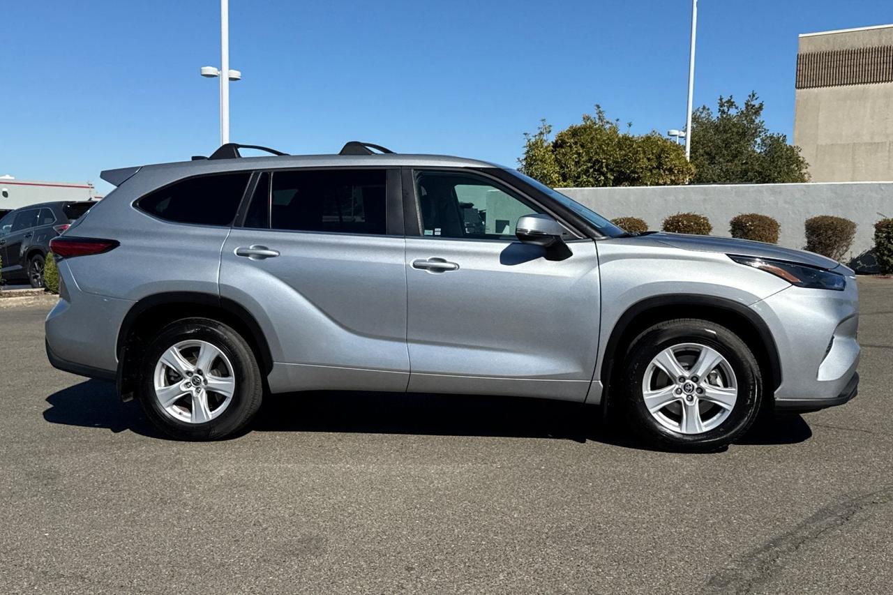 2023 Toyota Highlander LE Roseville CA