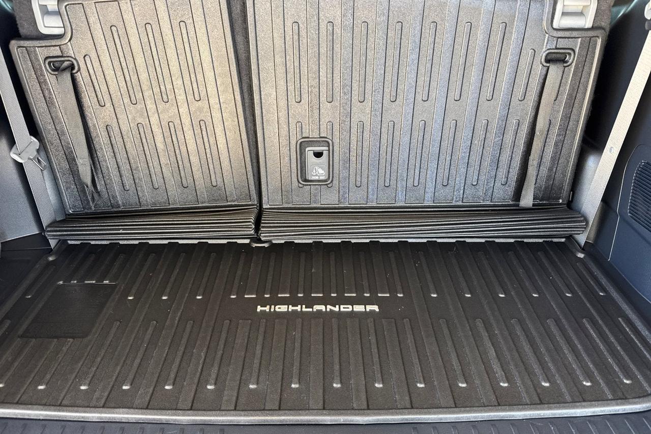 2023 Toyota Highlander LE Roseville CA