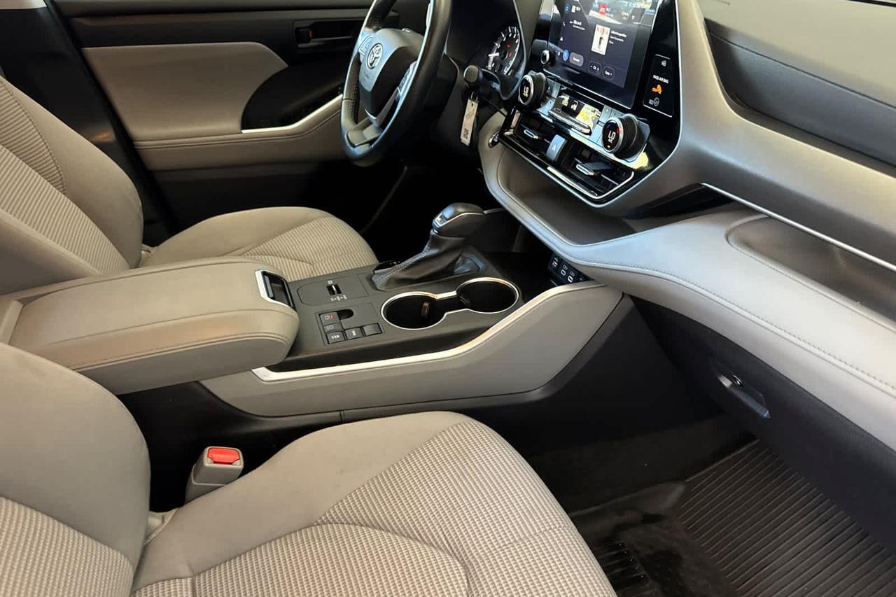 2023 Toyota Highlander LE Roseville CA