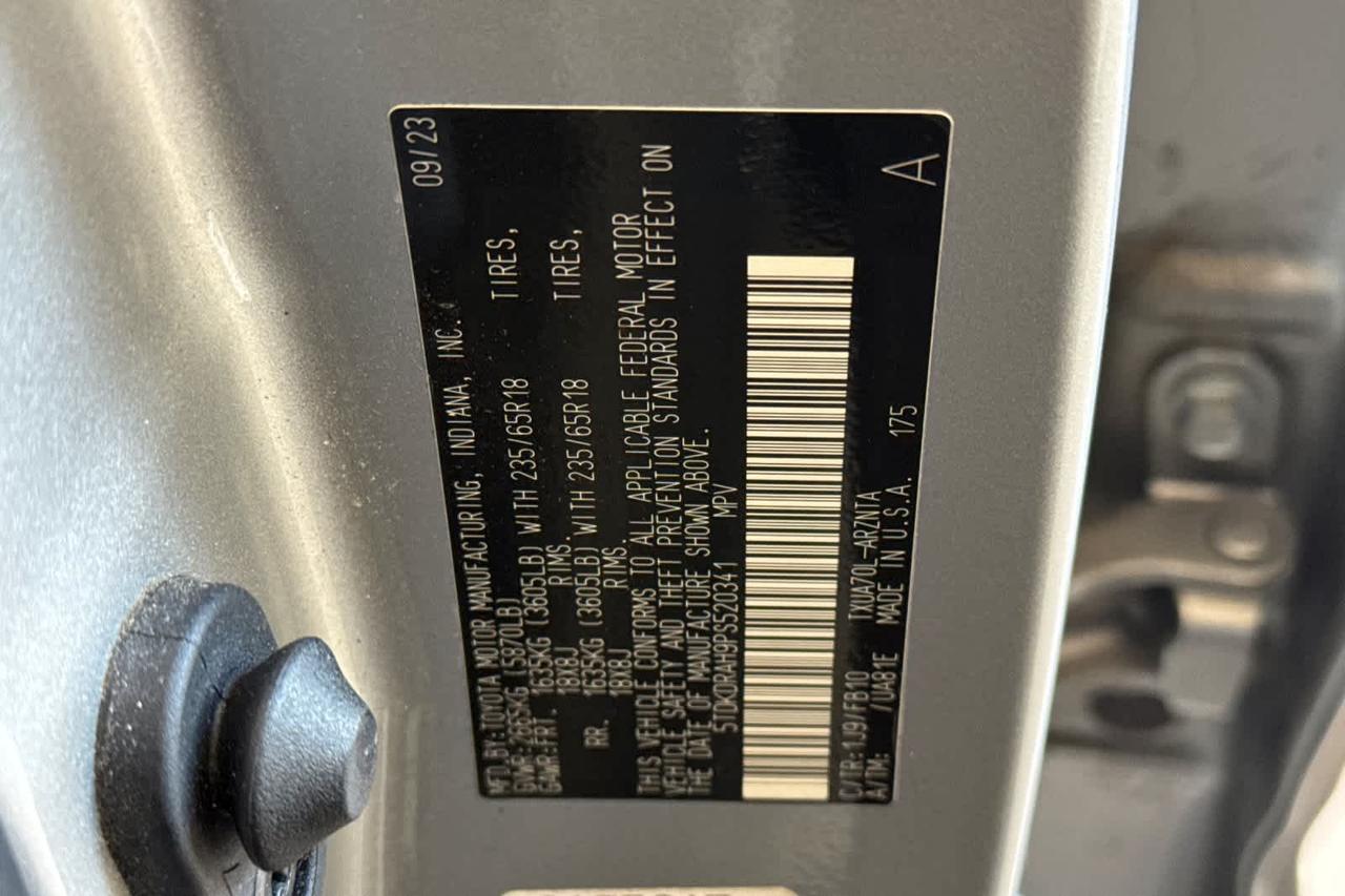 2023 Toyota Highlander LE Roseville CA