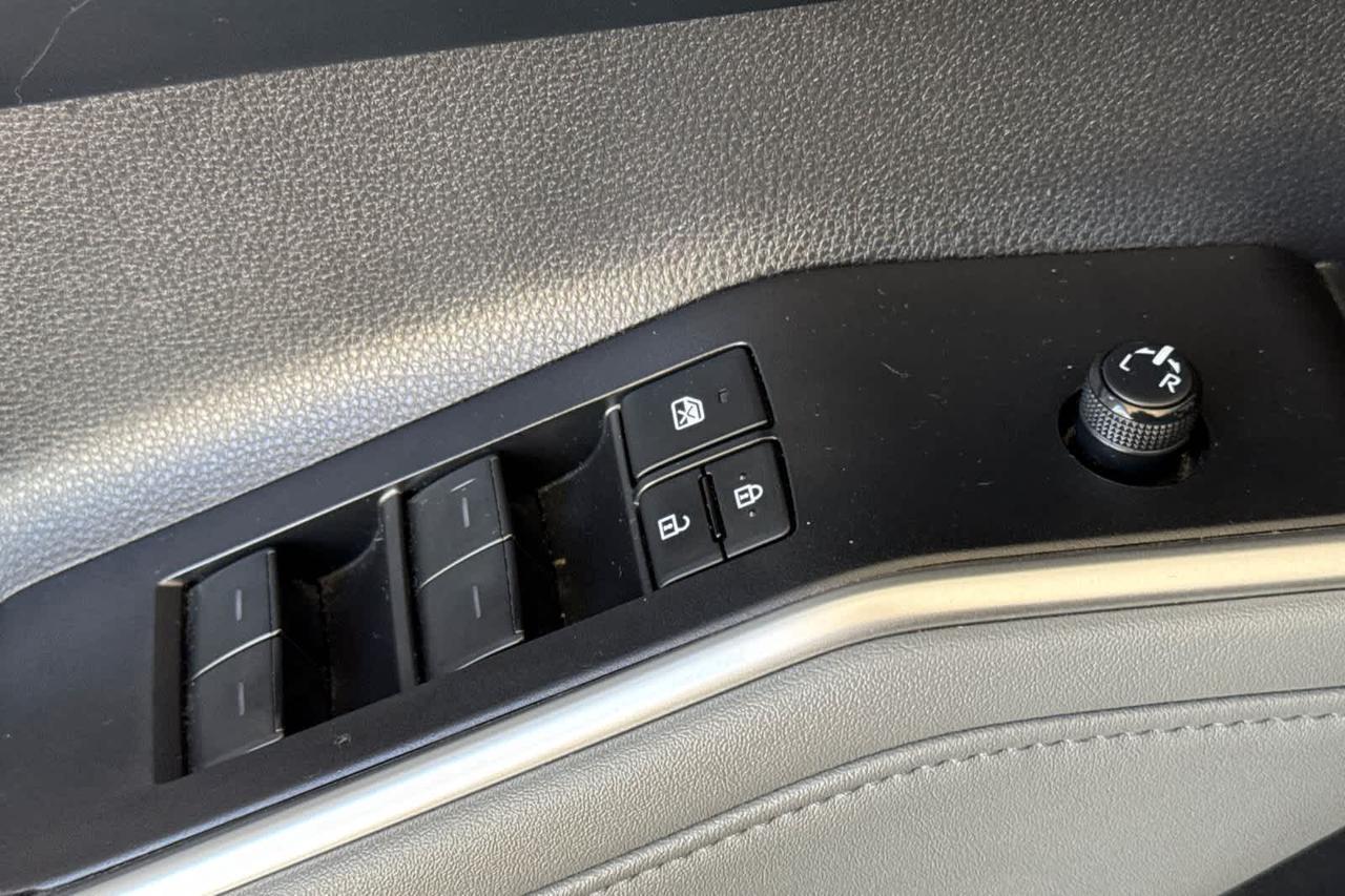 2023 Toyota Highlander LE Roseville CA