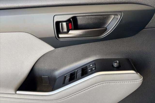 2023 Toyota Highlander LE Roseville CA