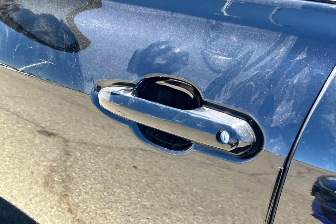 2023 Toyota Highlander LE Roseville CA