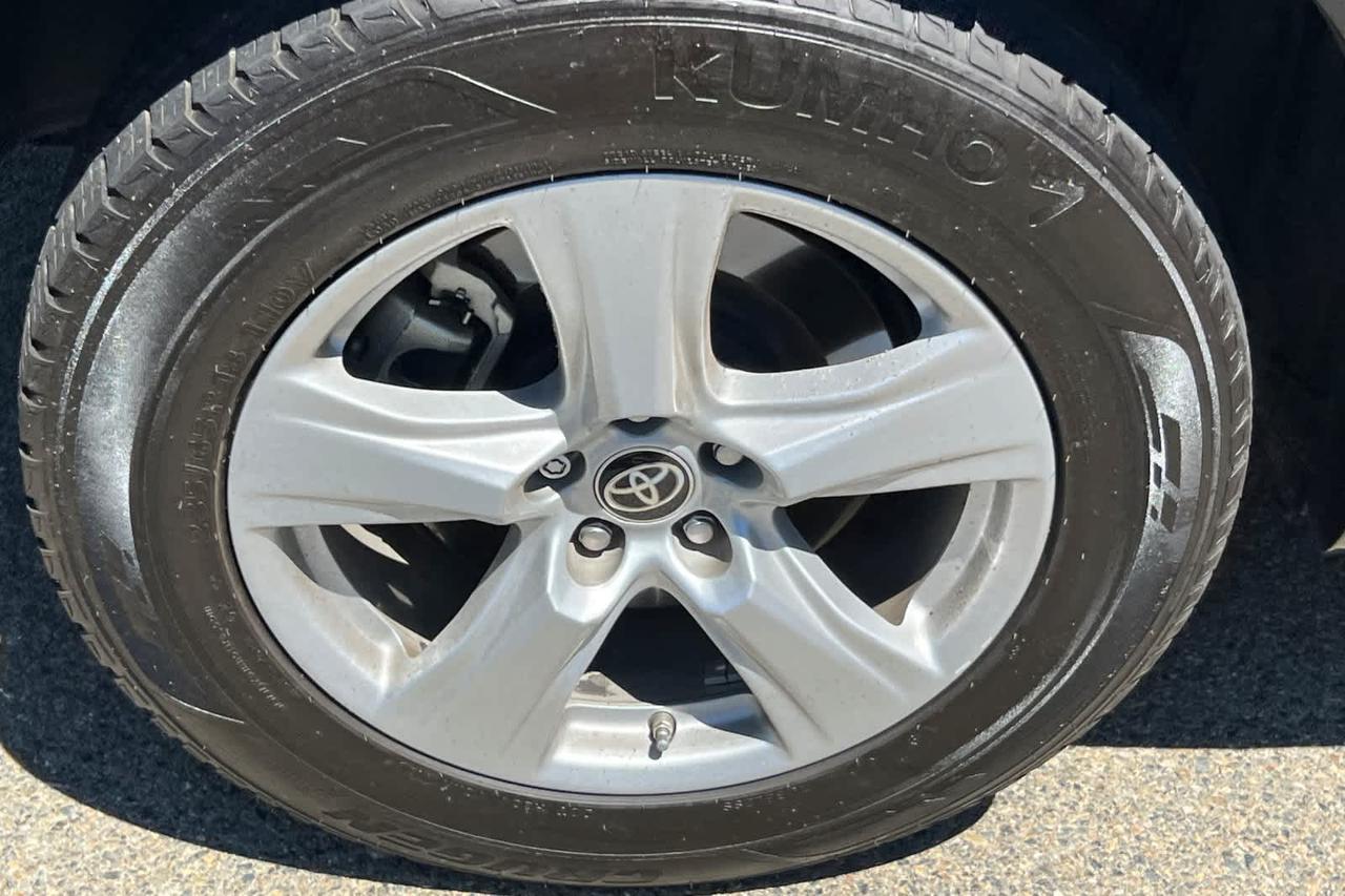 2023 Toyota Highlander LE Roseville CA