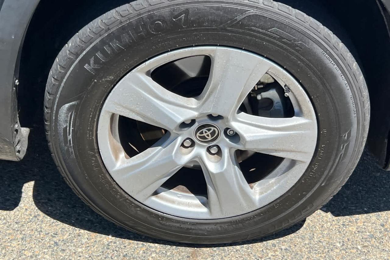 2023 Toyota Highlander LE Roseville CA