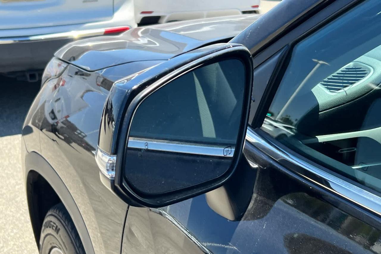 2023 Toyota Highlander LE Roseville CA