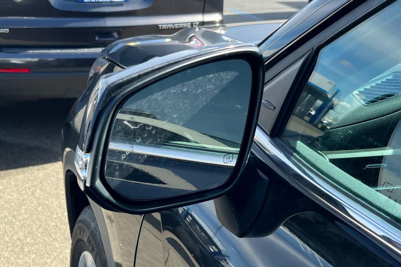 2023 Toyota Highlander LE Roseville CA