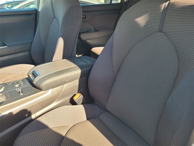 2023 Toyota Highlander LE Roseville CA