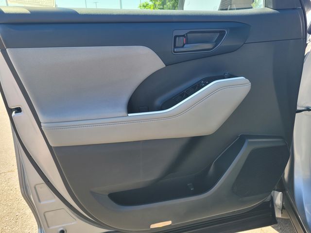 2023 Toyota Highlander LE Roseville CA