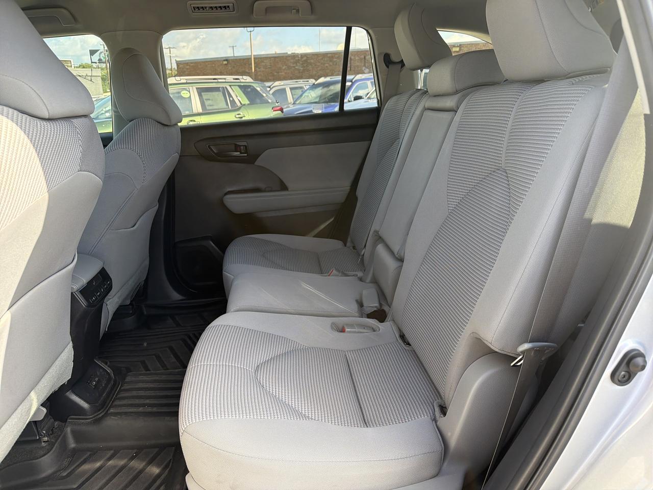 2023 Toyota Highlander LE San Antonio TX