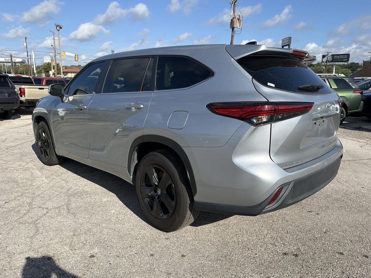 2023 Toyota Highlander LE San Antonio TX
