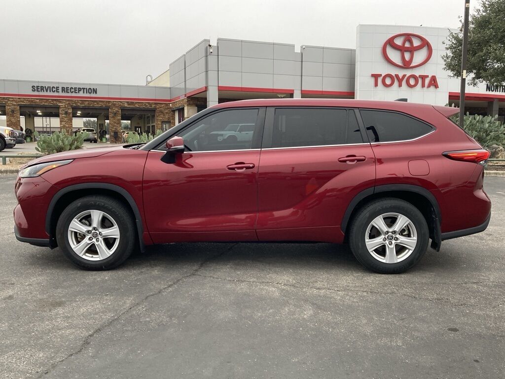 2023 Toyota Highlander LE San Antonio TX