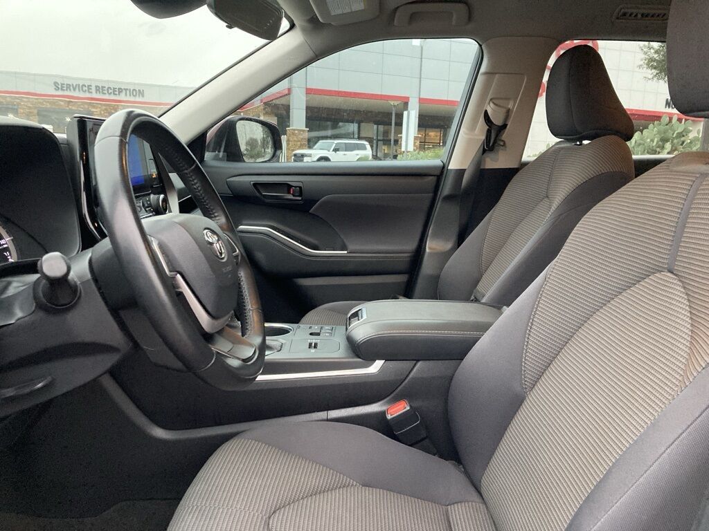 2023 Toyota Highlander LE San Antonio TX