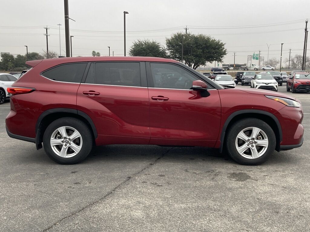 2023 Toyota Highlander LE San Antonio TX