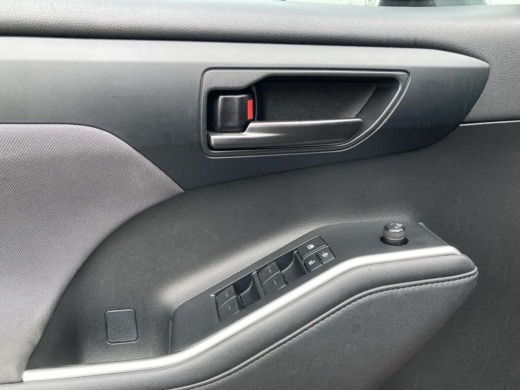 2023 Toyota Highlander LE San Antonio TX