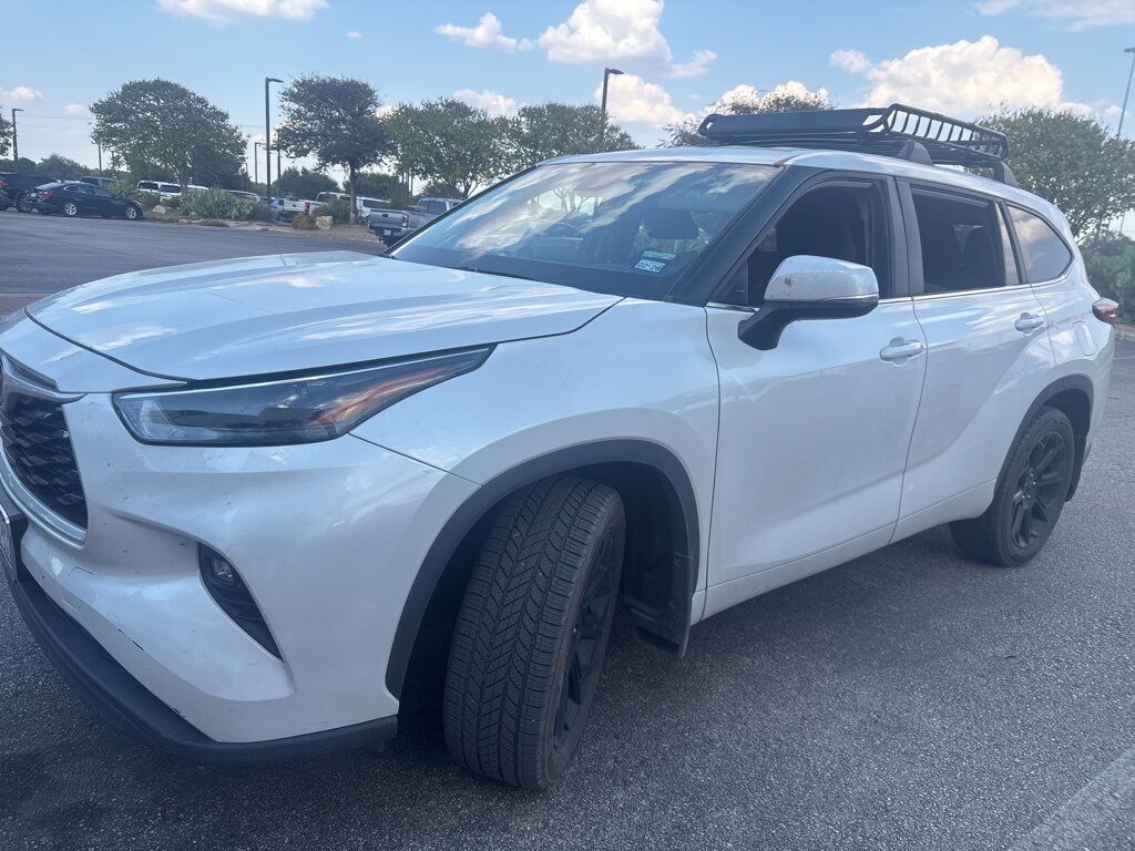 2023 Toyota Highlander LE San Antonio TX