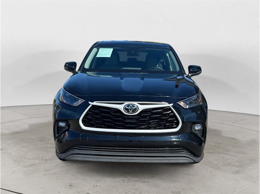 2023 Toyota Highlander LE Sport Utility 4D Folsom CA
