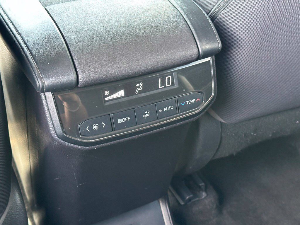 2023 Toyota Highlander LE Tucson AZ